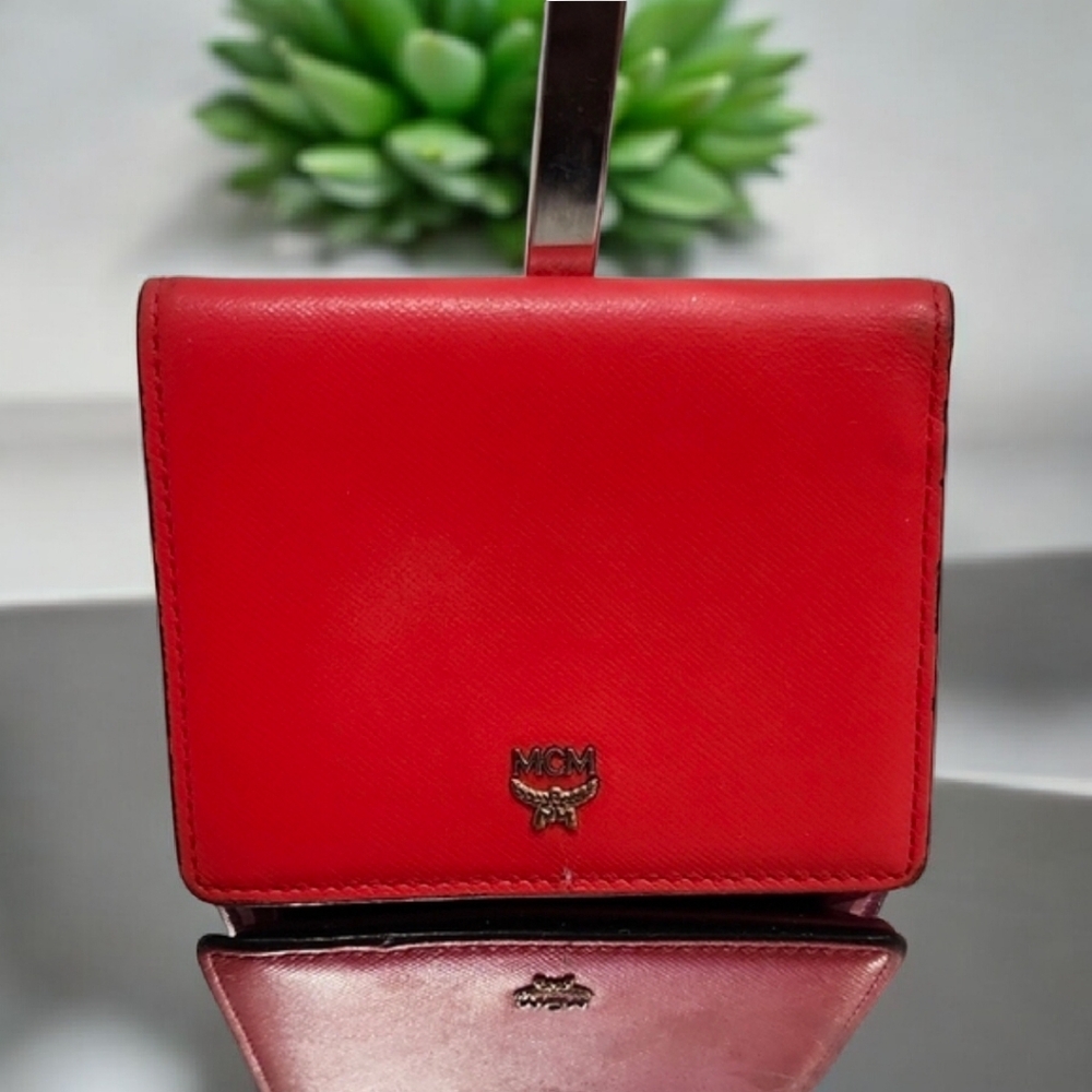 ❤️🔹️MCM 🔹️red /orange Leather Women's Wallet - Picture 10 of 10